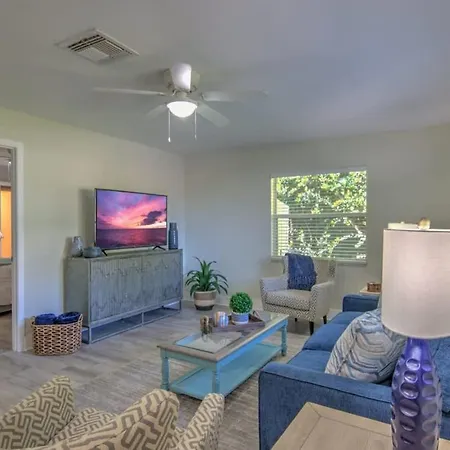 Newly Refurbished Naples Park Cottage With A Heated Pool Exterior photo
